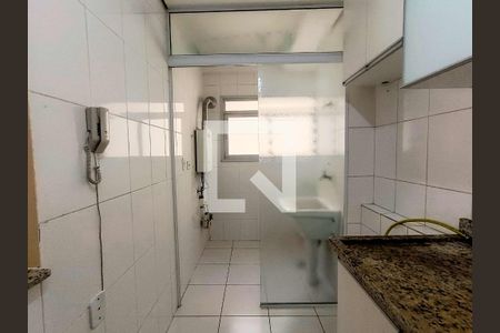 Apartamento para alugar com 62m², 2 quartos e 2 vagas Apartamento para alugar com 62m², 2 quartos e 2 vagasCozinha/ Área de serviço