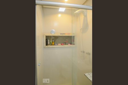 Apartamento para alugar com 60m², 2 quartos e 1 vaga Apartamento para alugar com 60m², 2 quartos e 1 vagaBanheiro