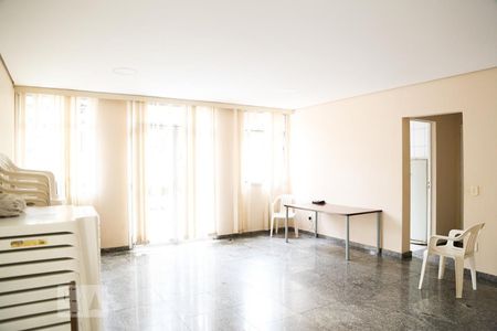 Apartamento à venda com 47m², 2 quartos e 1 vaga Apartamento à venda com 47m², 2 quartos e 1 vagaÁrea comum - Salão de festas