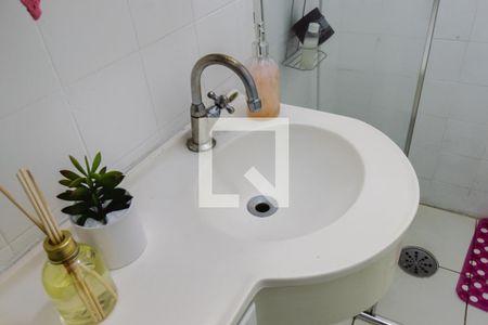 Apartamento à venda com 81m², 3 quartos e 1 vaga Apartamento à venda com 81m², 3 quartos e 1 vagaBanheiro 2 Pia