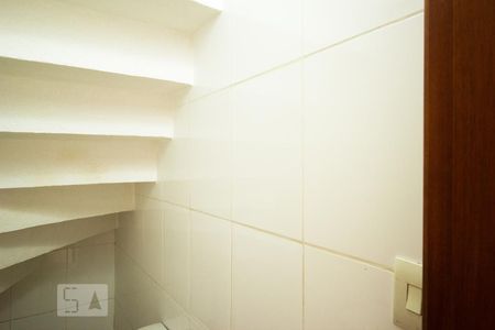 Lavabo de casa à venda com 2 quartos, 110m² em Vila Firmiano Pinto, São Paulo