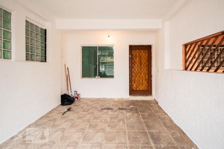 Casa à venda com 110m², 2 quartos e sem vaga Casa à venda com 110m², 2 quartos e sem vagaGaragem