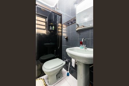 Casa à venda com 120m², 3 quartos e 2 vagas Casa à venda com 120m², 3 quartos e 2 vagasBanheiro