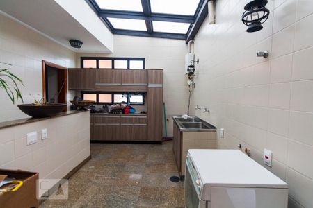 Apartamento à venda com 514m², 3 quartos e 5 vagasÁrea de Serviço - Cobertura
