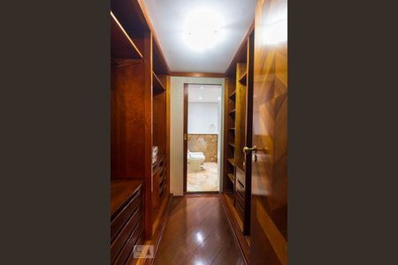Apartamento à venda com 514m², 3 quartos e 5 vagasCloset do Quarto 1 - Suíte