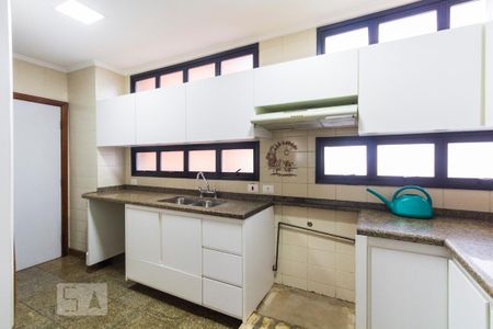Cozinha de apartamento à venda com 3 quartos, 514m² em Vila Mascote, São Paulo