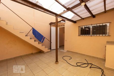 Casa à venda com 120m², 3 quartos e 1 vagaÁrea de Serviço