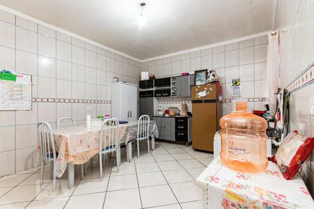 Casa à venda com 100m², 4 quartos e 2 vagasCozinha casa 2