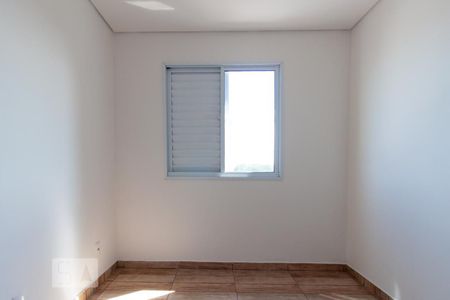 Quarto de apartamento para alugar com 2 quartos, 139m² em Vila Yara, Osasco