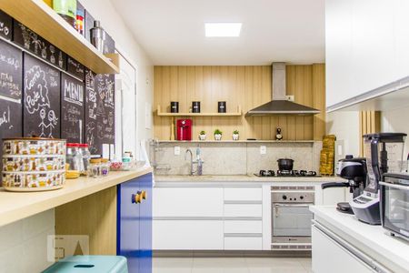 Apartamento à venda com 93m², 2 quartos e 1 vagaCozinha