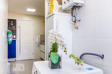 Apartamento à venda com 93m², 2 quartos e 1 vagaÁrea de Serviço