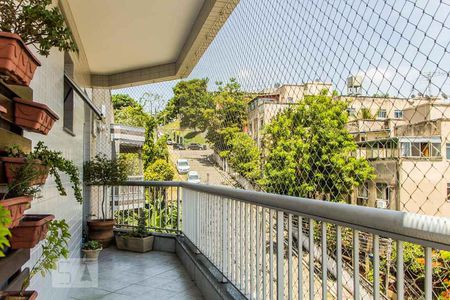 Apartamento à venda com 93m², 2 quartos e 1 vagaVaranda do Quarto 1