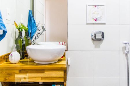 Apartamento à venda com 93m², 2 quartos e 1 vagaBanheiro Social