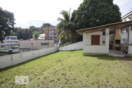 Apartamento à venda com 93m², 2 quartos e 1 vagaChurrasqueira