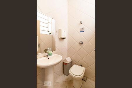 Casa para alugar com 253m², 8 quartos e 1 vagaBanheiro 3