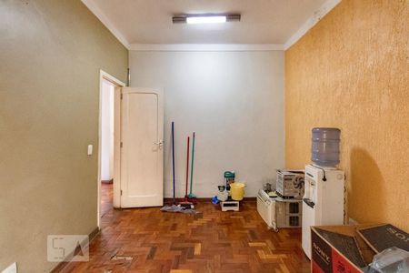 Casa para alugar com 253m², 8 quartos e 1 vagaQuarto 2