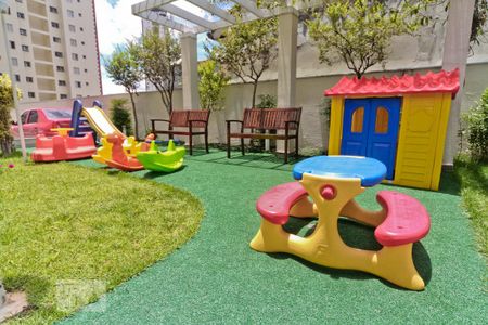 Apartamento à venda com 62m², 2 quartos e 2 vagas Apartamento à venda com 62m², 2 quartos e 2 vagasÁrea Comum - Playground
