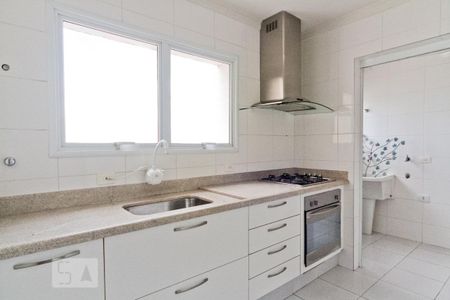 Apartamento à venda com 62m², 2 quartos e 2 vagas Apartamento à venda com 62m², 2 quartos e 2 vagasCozinha