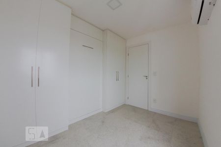 Apartamento para alugar com 81m², 3 quartos e 2 vagasQuarto 3