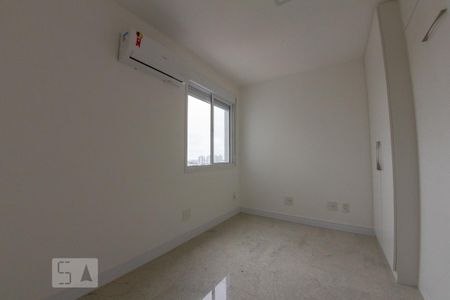 Apartamento para alugar com 81m², 3 quartos e 2 vagasQuarto 3