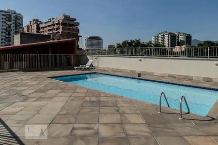 Apartamento à venda com 55m², 2 quartos e 1 vagaPiscina