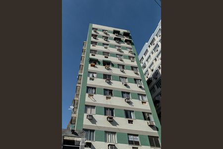 Apartamento à venda com 55m², 2 quartos e 1 vagaFachada