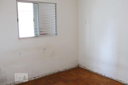 Casa à venda com 240m², 3 quartos e sem vagaQuarto 2