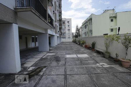 Apartamento à venda com 78m², 2 quartos e 1 vagaÁrea Comum - Playground