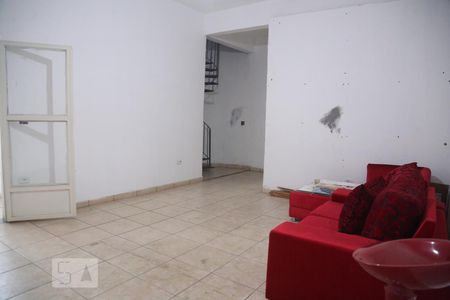 Sala piso superior de casa para alugar com 2 quartos, 280m² em Jardim Hercilia, São Paulo