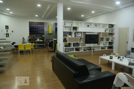 Sala de casa à venda com 2 quartos, 240m² em Jardim Hercilia, São Paulo