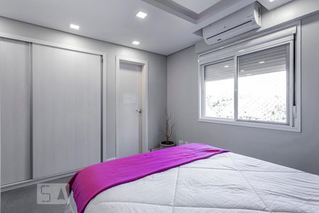 Suíte de apartamento à venda com 2 quartos, 64m² em Jardim Itu Sabará, Porto Alegre