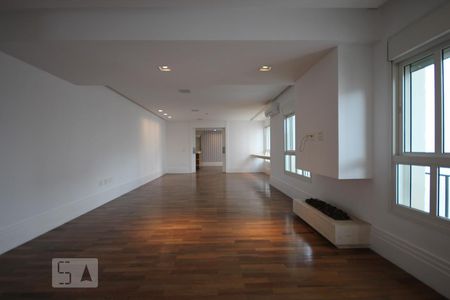 Apartamento para alugar com 4 quartos, 440m² em Jardim Vitoria Regia, São Paulo