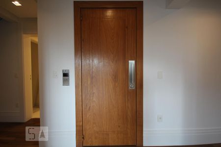 Apartamento para alugar com 4 quartos, 440m² em Jardim Vitoria Regia, São Paulo