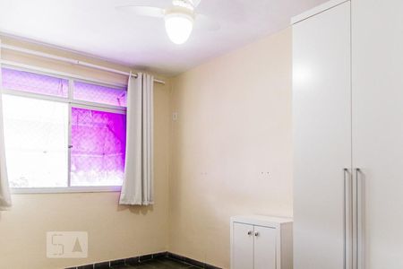 Apartamento à venda com 70m², 3 quartos e 1 vagaQuarto 2