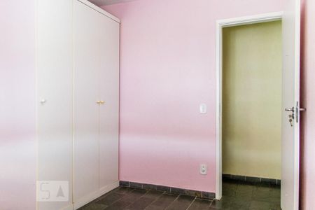 Quarto 1 de apartamento para alugar com 3 quartos, 70m² em Portuguesa, Rio de Janeiro