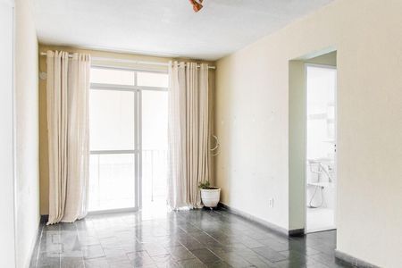 Sala de apartamento para alugar com 3 quartos, 70m² em Portuguesa, Rio de Janeiro