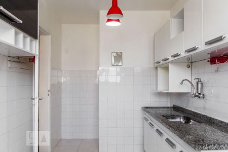 Apartamento à venda com 70m², 3 quartos e 1 vagaCozinha e Área de Serviço
