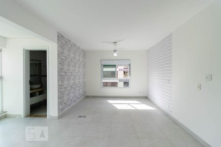 Studio para alugar com 35m², 1 quarto e sem vaga Studio para alugar com 35m², 1 quarto e sem vagaSala/Quarto
