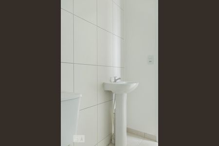 Apartamento para alugar com 38m², 2 quartos e sem vaga Apartamento para alugar com 38m², 2 quartos e sem vagaBanheiro