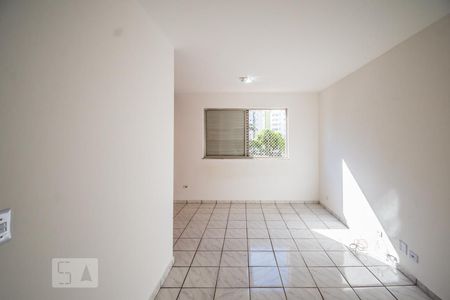 Sala/Quarto de apartamento para alugar com 1 quarto, 39m² em Centro, Campinas