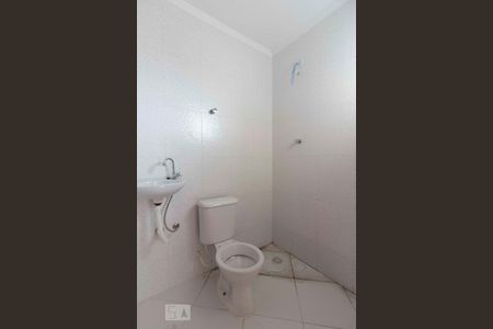 Casa à venda com 170m², 3 quartos e 3 vagasBanheiro Quarto 1 - Suite