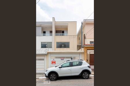 Casa à venda com 170m², 3 quartos e 3 vagasFachada