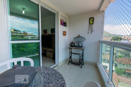 Apartamento à venda com 80m², 3 quartos e 1 vagaVaranda