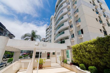 Apartamento à venda com 80m², 3 quartos e 1 vagaFachada