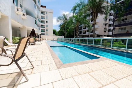 Apartamento à venda com 80m², 3 quartos e 1 vagaÁrea comum - Piscina