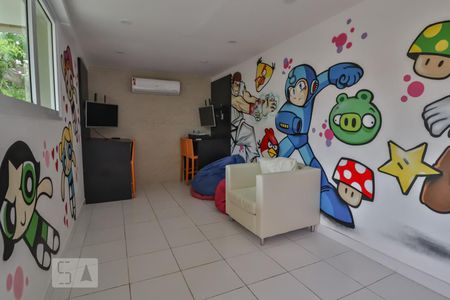 Apartamento à venda com 82m², 3 quartos e 1 vaga Apartamento à venda com 82m², 3 quartos e 1 vagaÁrea Comum