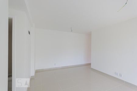 Apartamento à venda com 82m², 3 quartos e 1 vaga Apartamento à venda com 82m², 3 quartos e 1 vagaSala