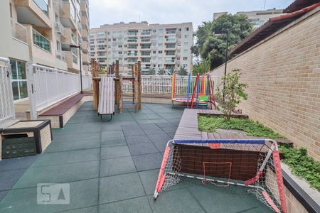Apartamento à venda com 82m², 3 quartos e 1 vaga Apartamento à venda com 82m², 3 quartos e 1 vagaÁrea Comum