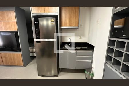 Sala/cozinha de apartamento para alugar com 1 quarto, 38m² em Campo Belo, São Paulo