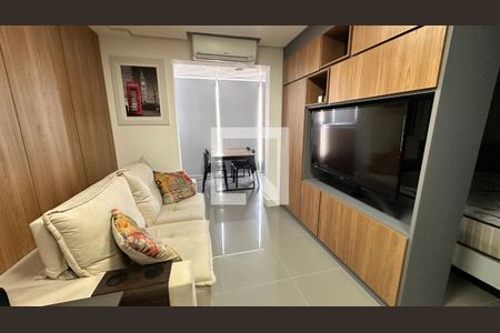 Sala/cozinha de apartamento para alugar com 1 quarto, 38m² em Campo Belo, São Paulo